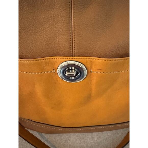 Coach Park Colorblock Brown Leather Hobo Bag 13.5"L x 3"W x 12.5"H Tote F24369 - Picture 4 of 14